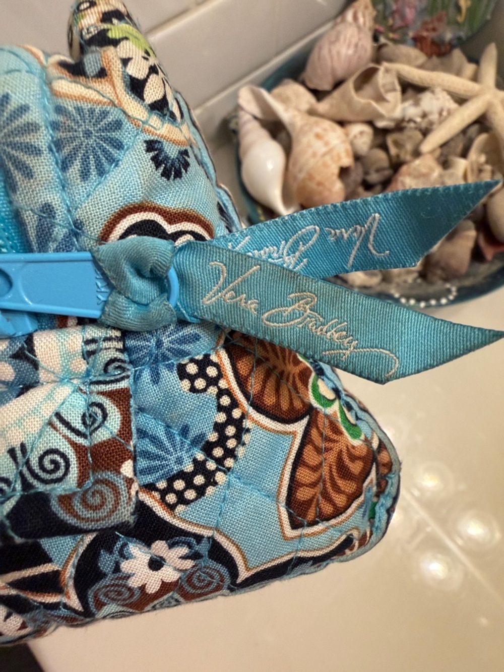 Vera Bradley Blue Paisley Floral Quilted Small Duffle Shoulder Bag - Picture 4 of 5